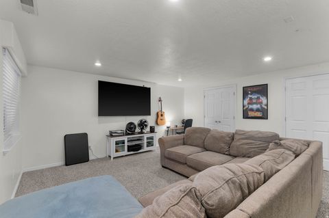 Tiny photo for 1398 N 2475 W, Clinton, UT 84015 (MLS # 2132491)