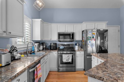 Tiny photo for 1398 N 2475 W, Clinton, UT 84015 (MLS # 2132491)