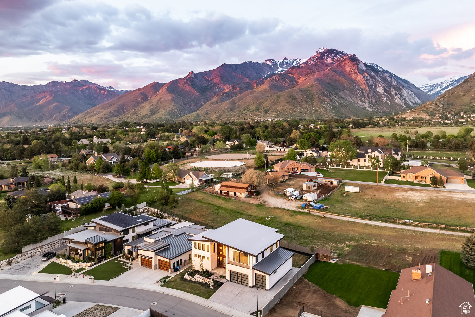 CANYON VIEW - Residential