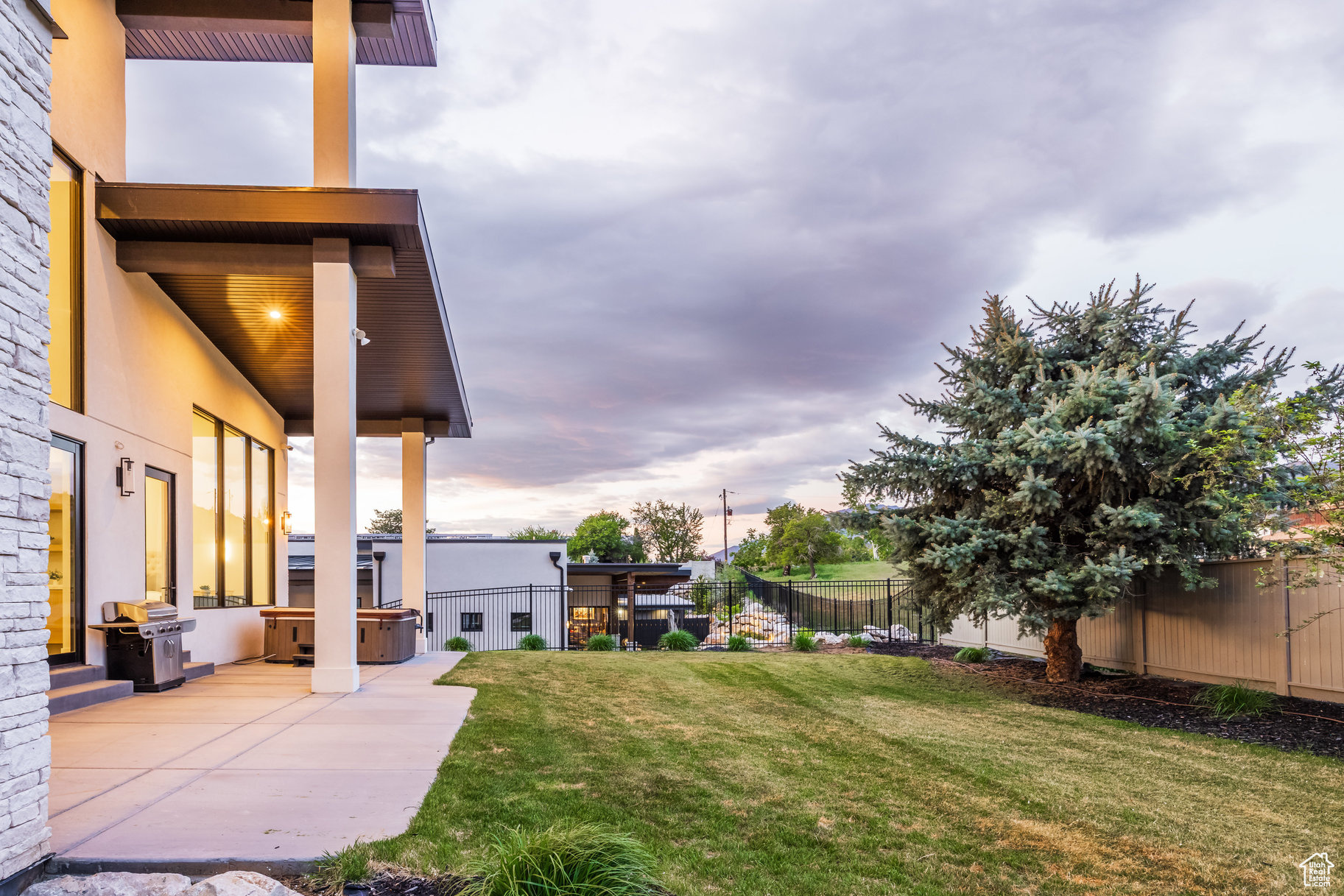 CANYON VIEW - Residential