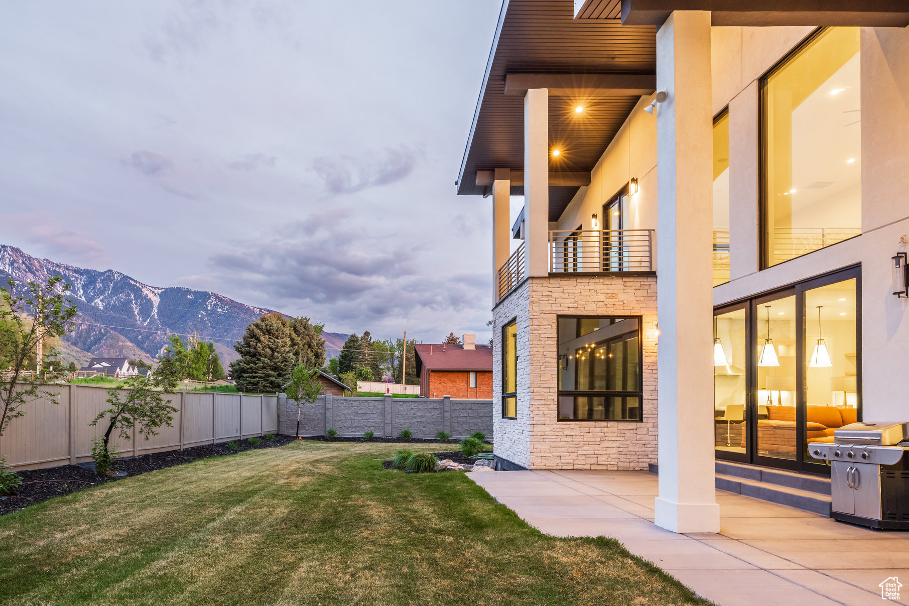 CANYON VIEW - Residential