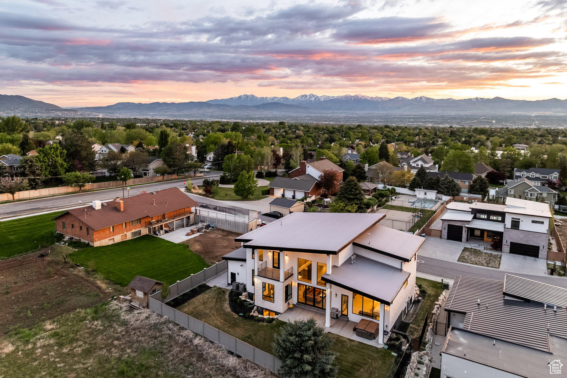 CANYON VIEW - Residential
