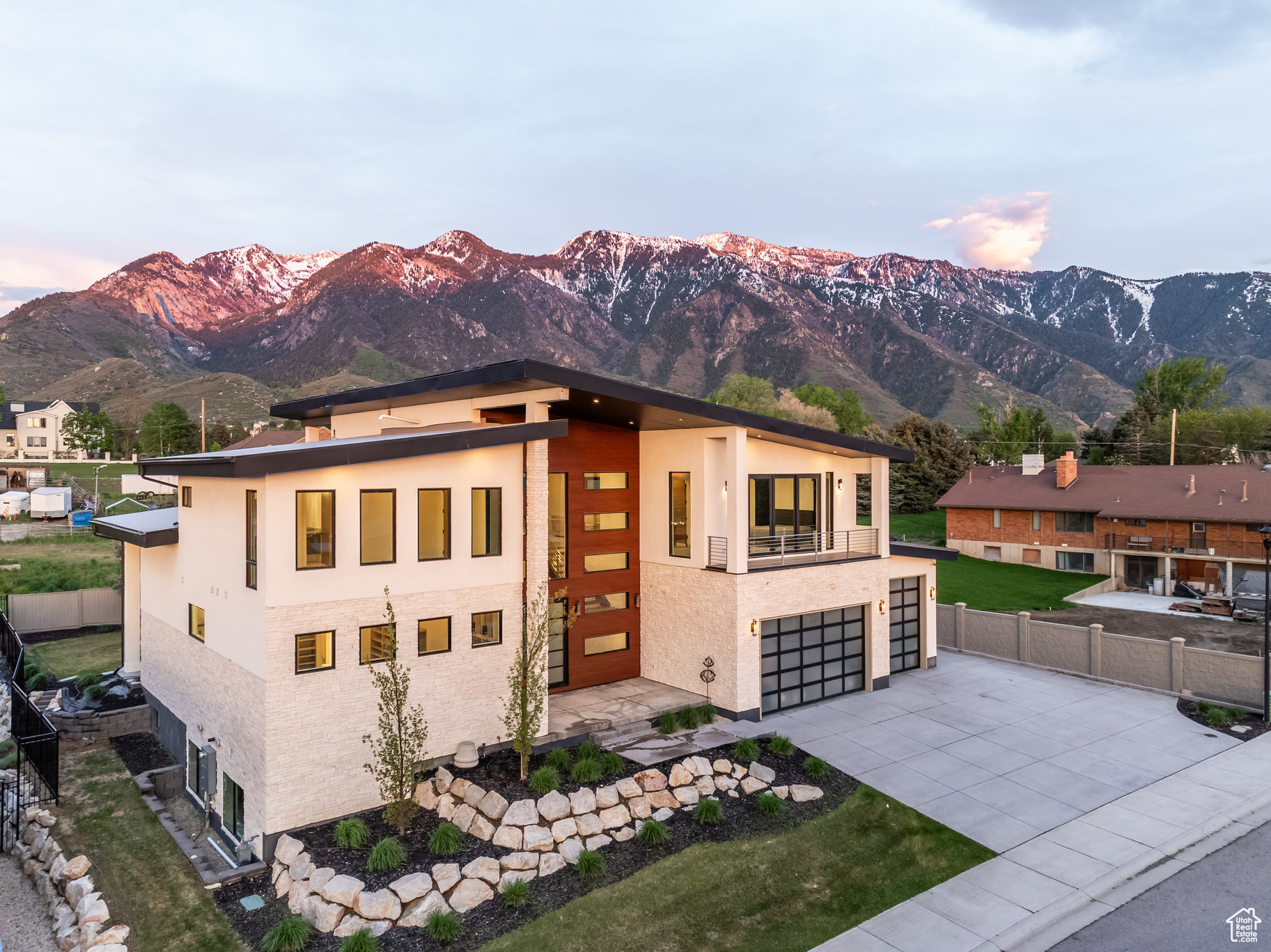 CANYON VIEW - Residential