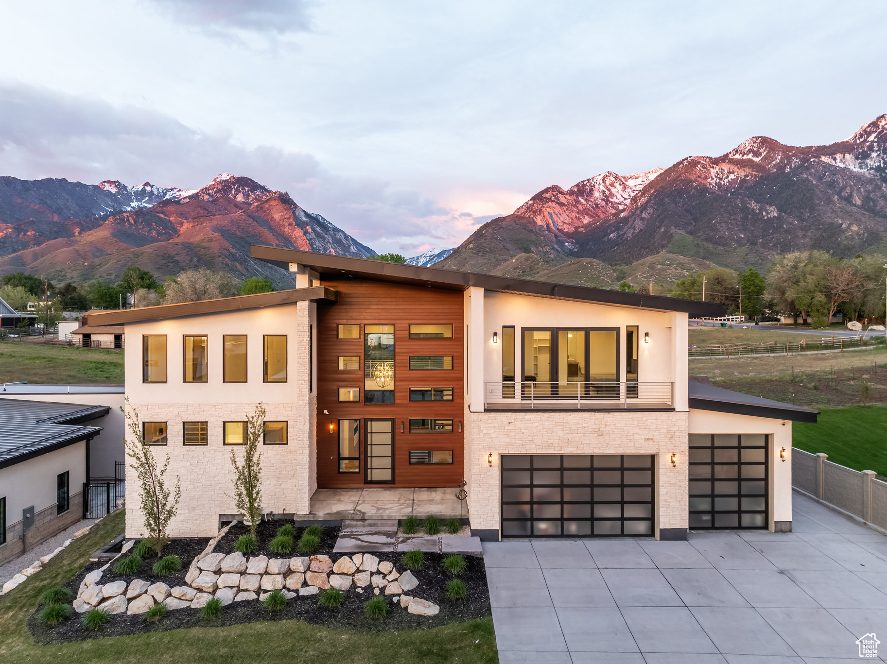 CANYON VIEW - Residential