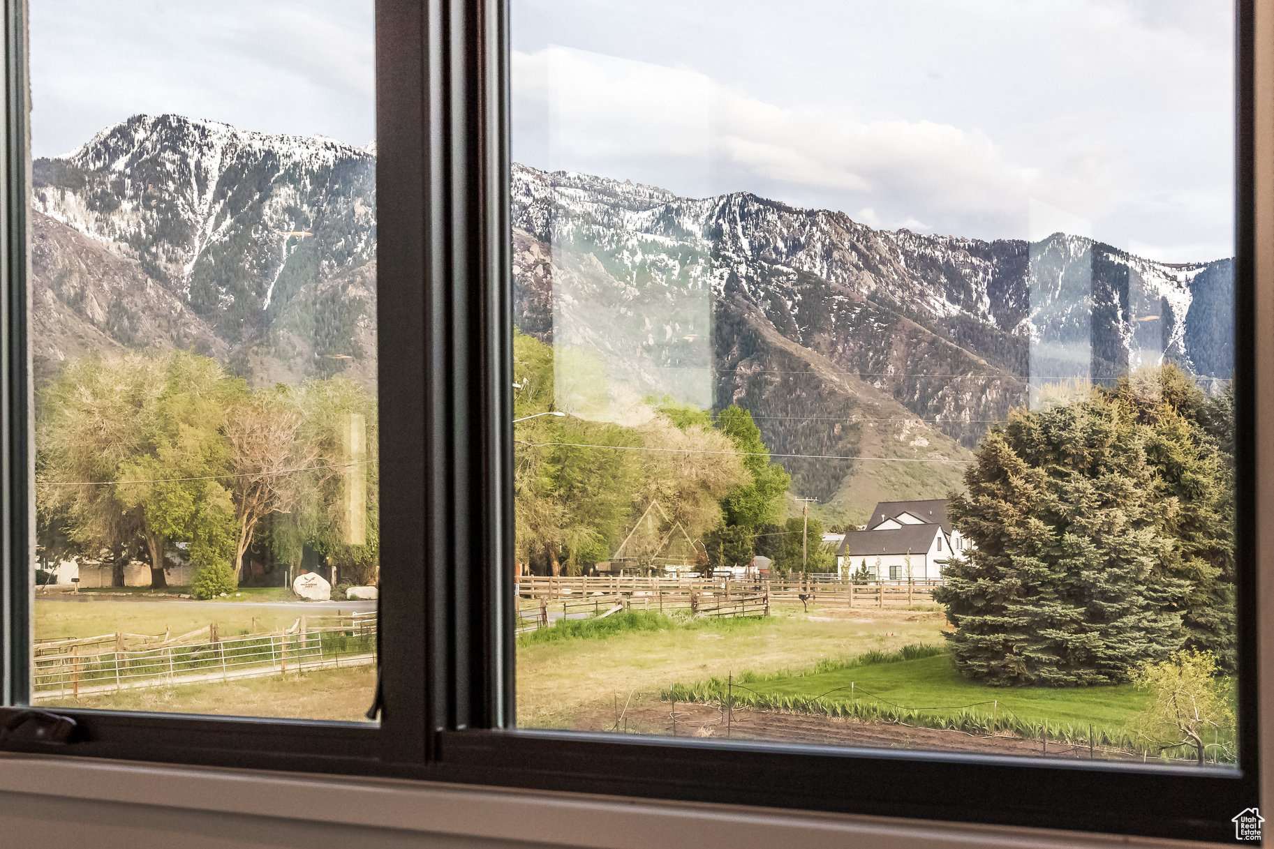CANYON VIEW - Residential