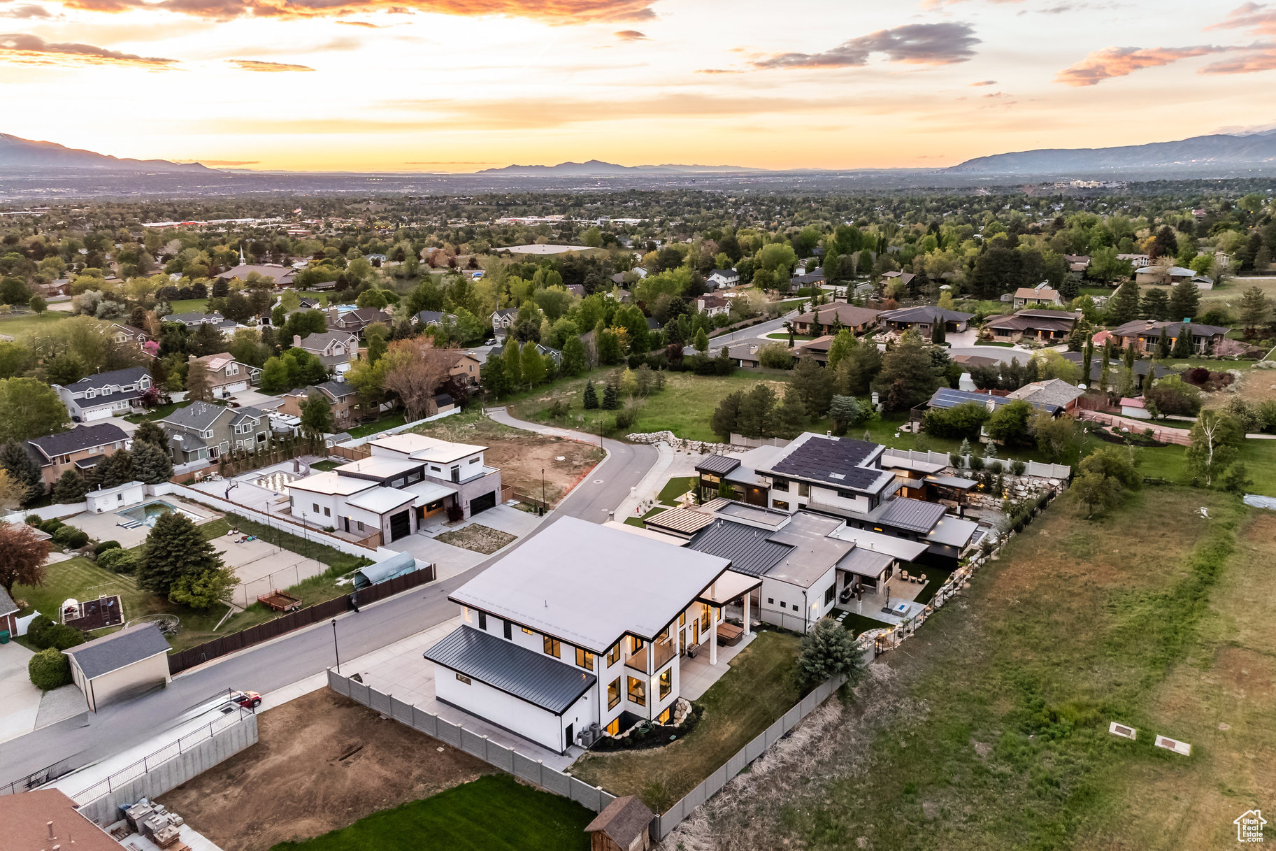 CANYON VIEW - Residential