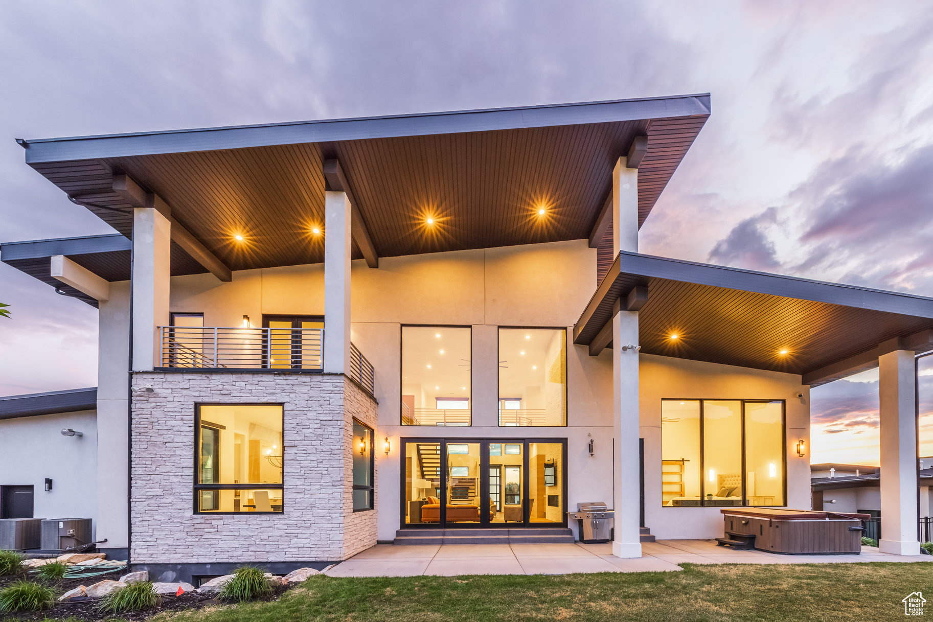 CANYON VIEW - Residential