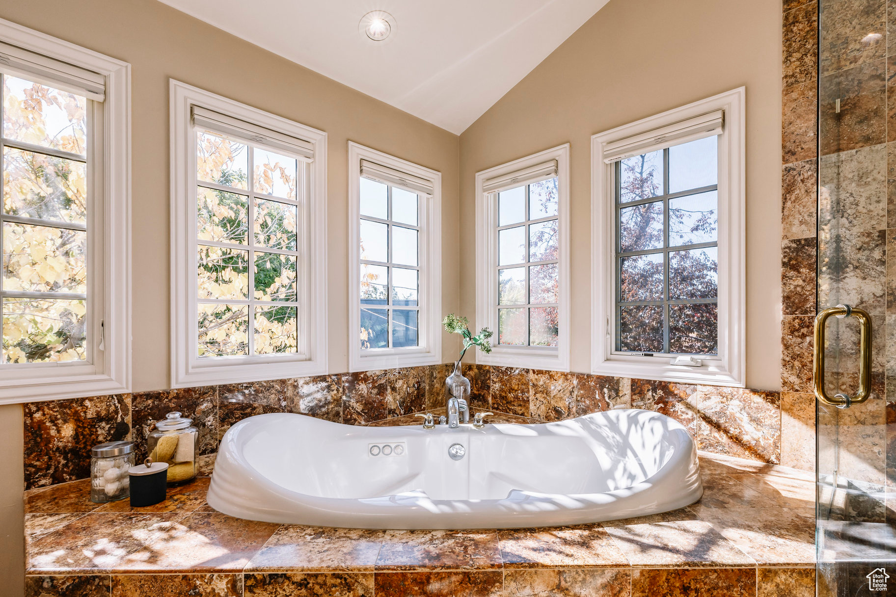 DOUGLAS PARK - Residential