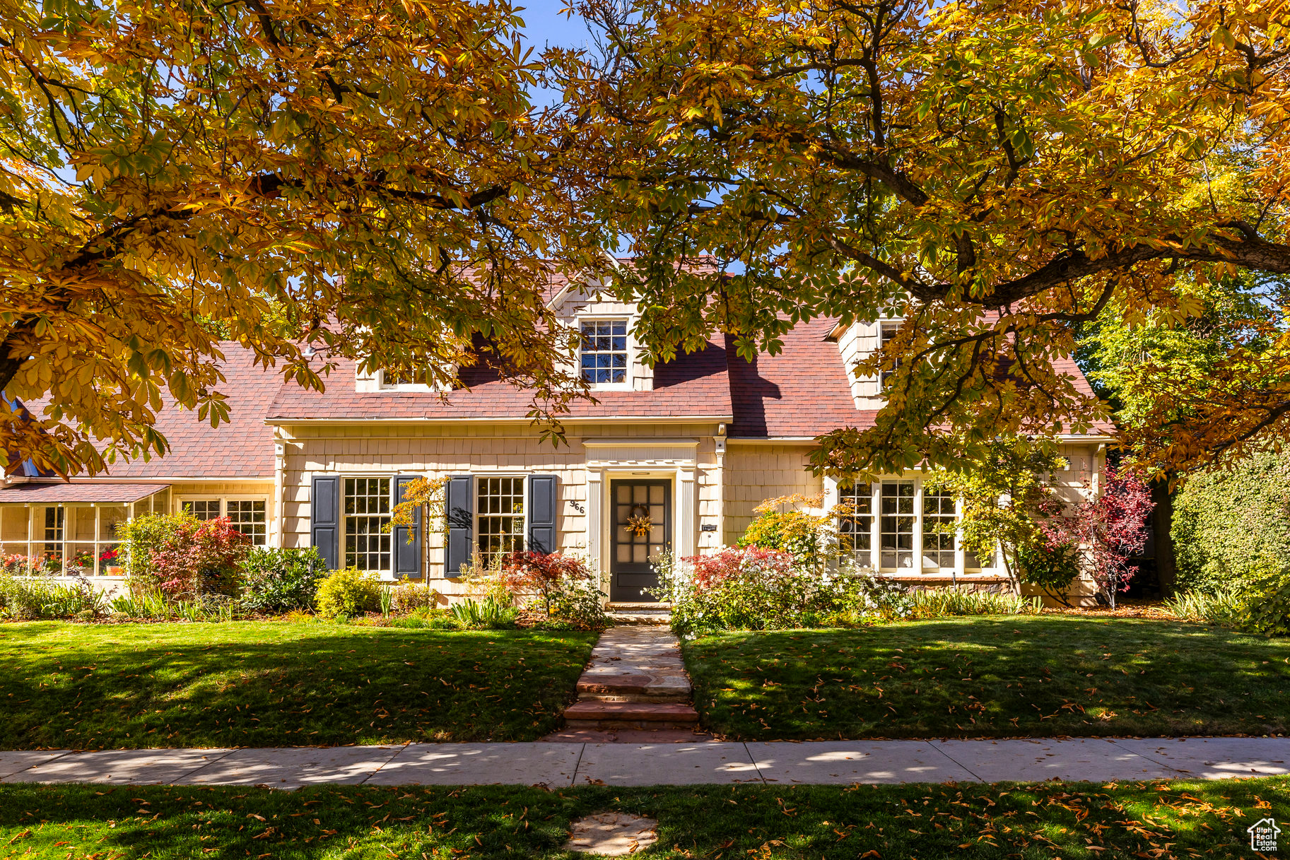 DOUGLAS PARK - Residential