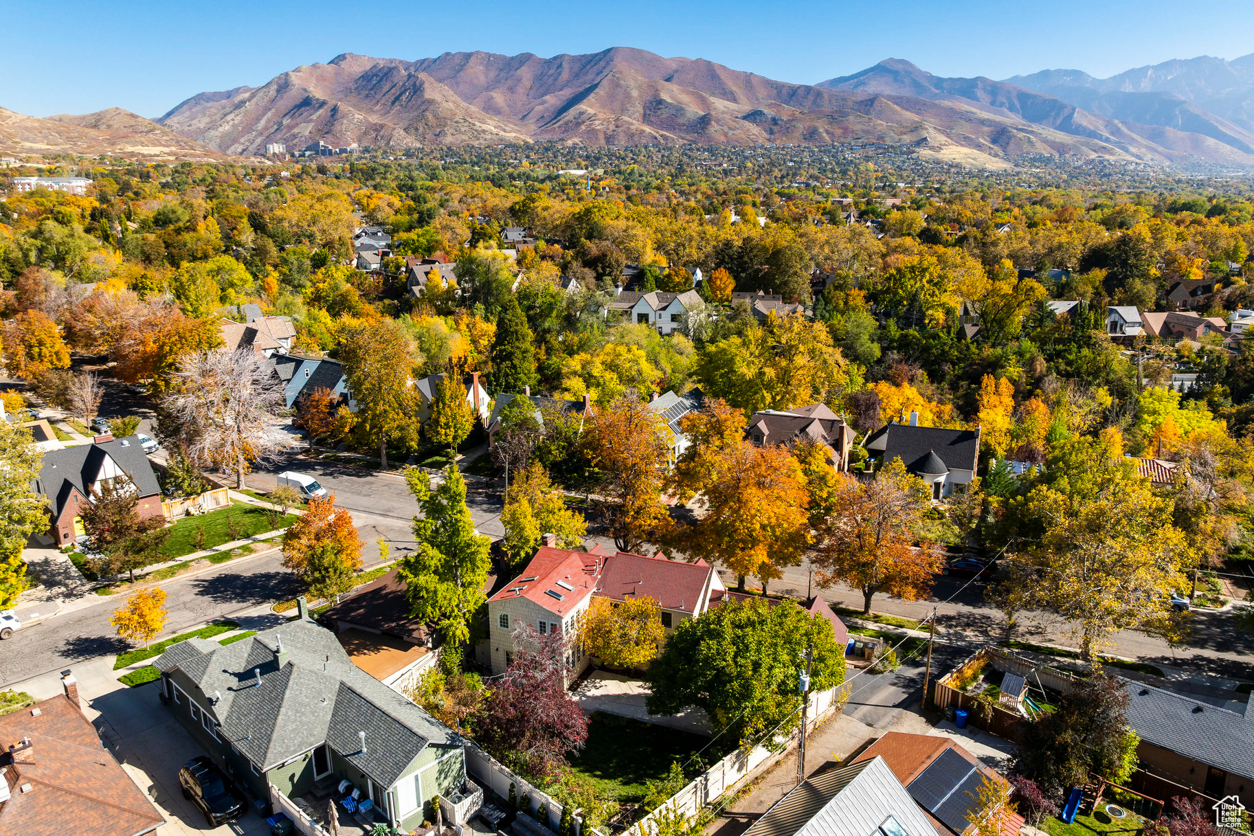 DOUGLAS PARK - Residential