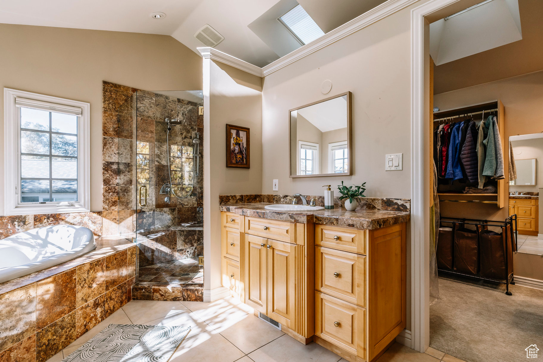 DOUGLAS PARK - Residential