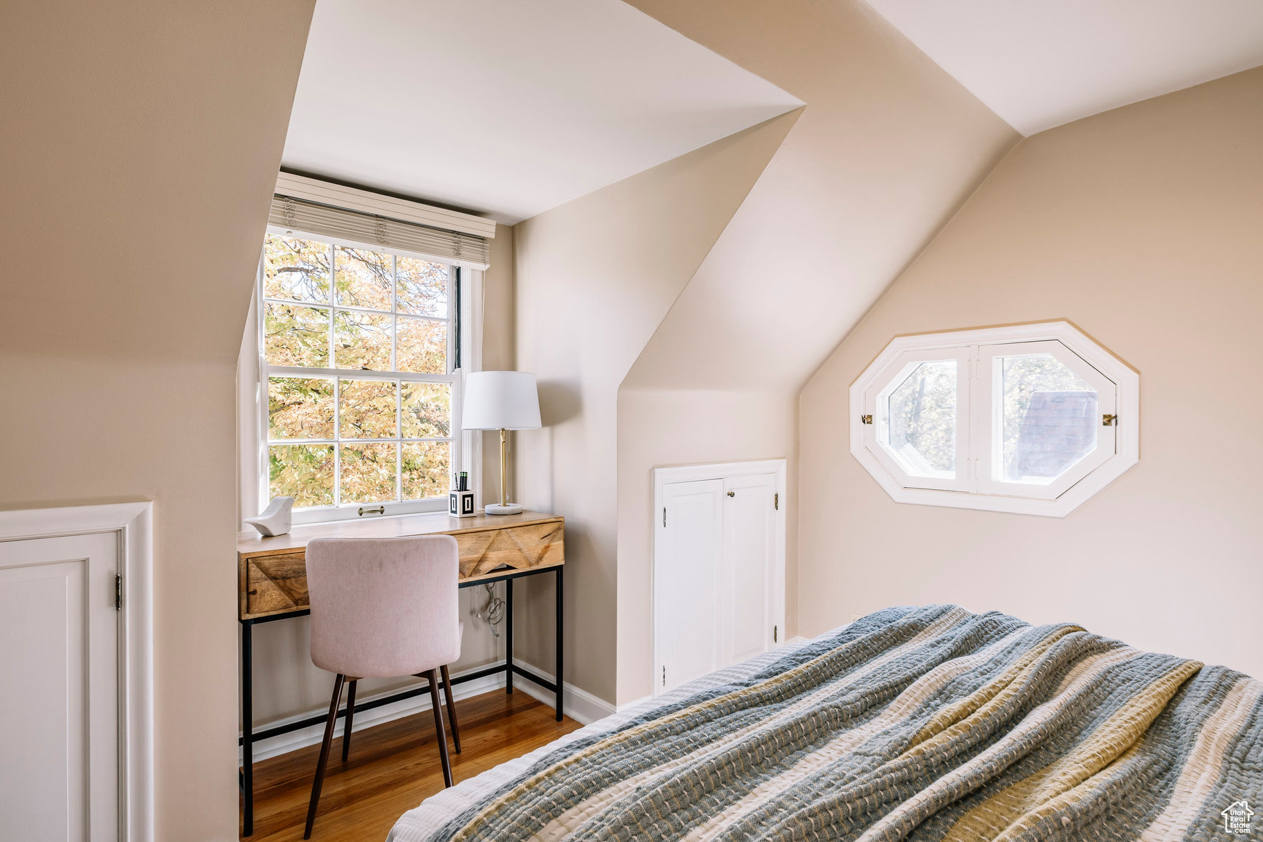 DOUGLAS PARK - Residential