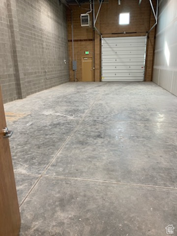 NORTHSHORE CORPORATION CENTER - Commercial Lease