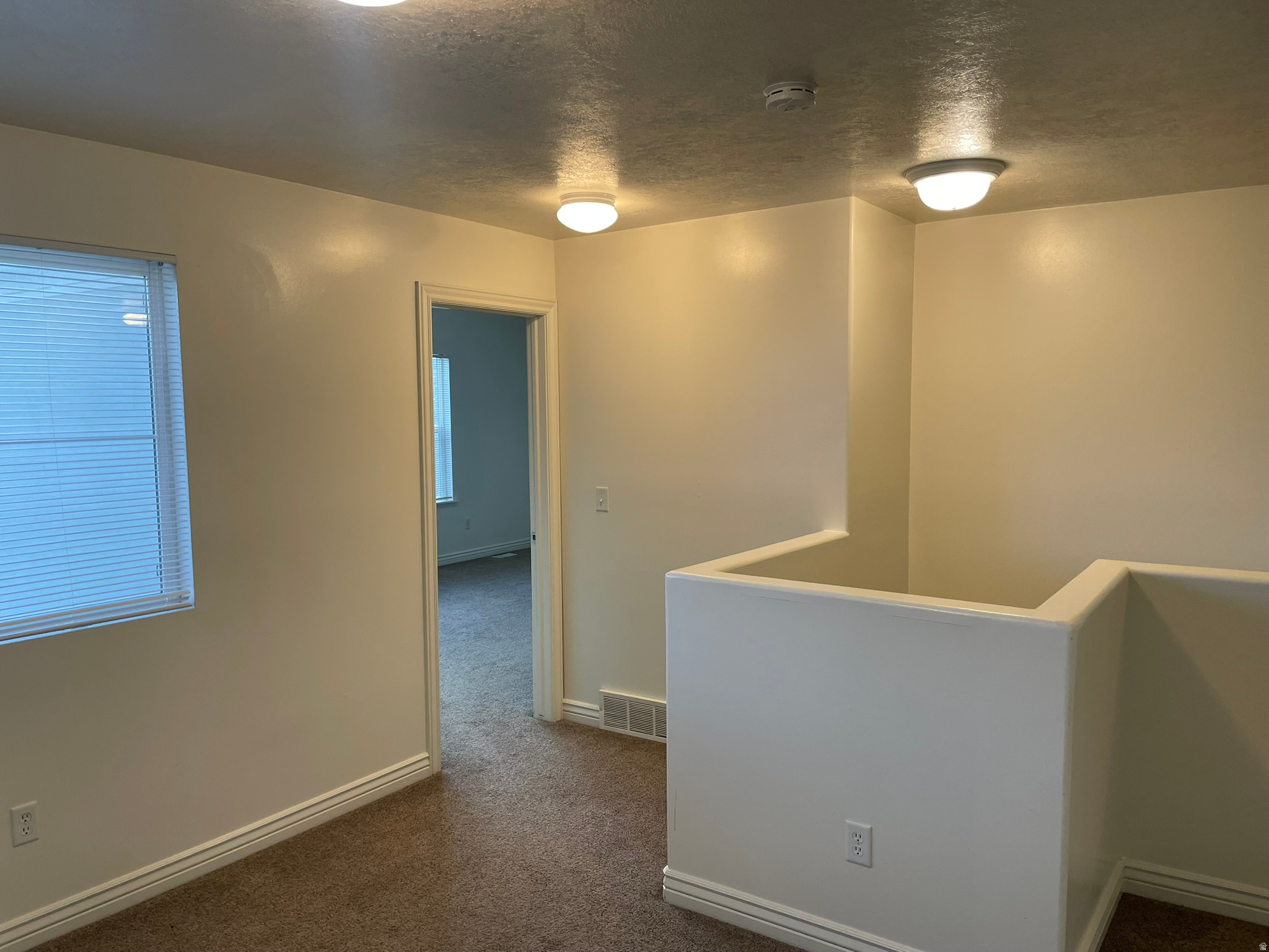 FREEMONT SPRINGS - Residential