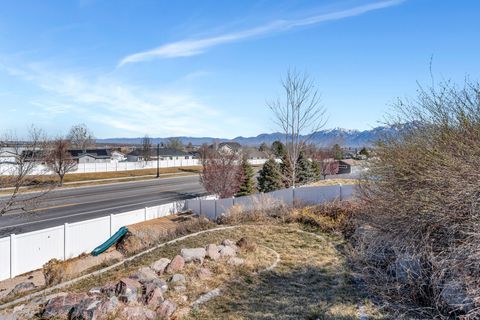 Tiny photo for 4886 W BOULDERMEADOW DR S, Herriman, UT 84096 (MLS # 2144678)