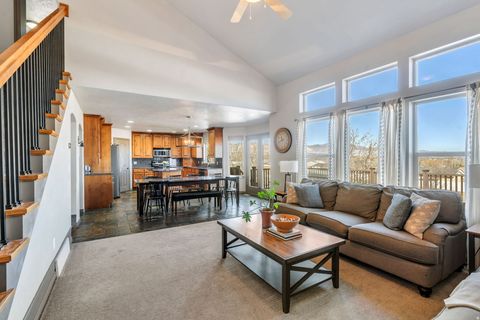 Tiny photo for 4886 W BOULDERMEADOW DR S, Herriman, UT 84096 (MLS # 2144678)
