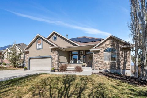Photo of 4886 W BOULDERMEADOW DR S, Herriman, UT 84096 (MLS # 2144678)
