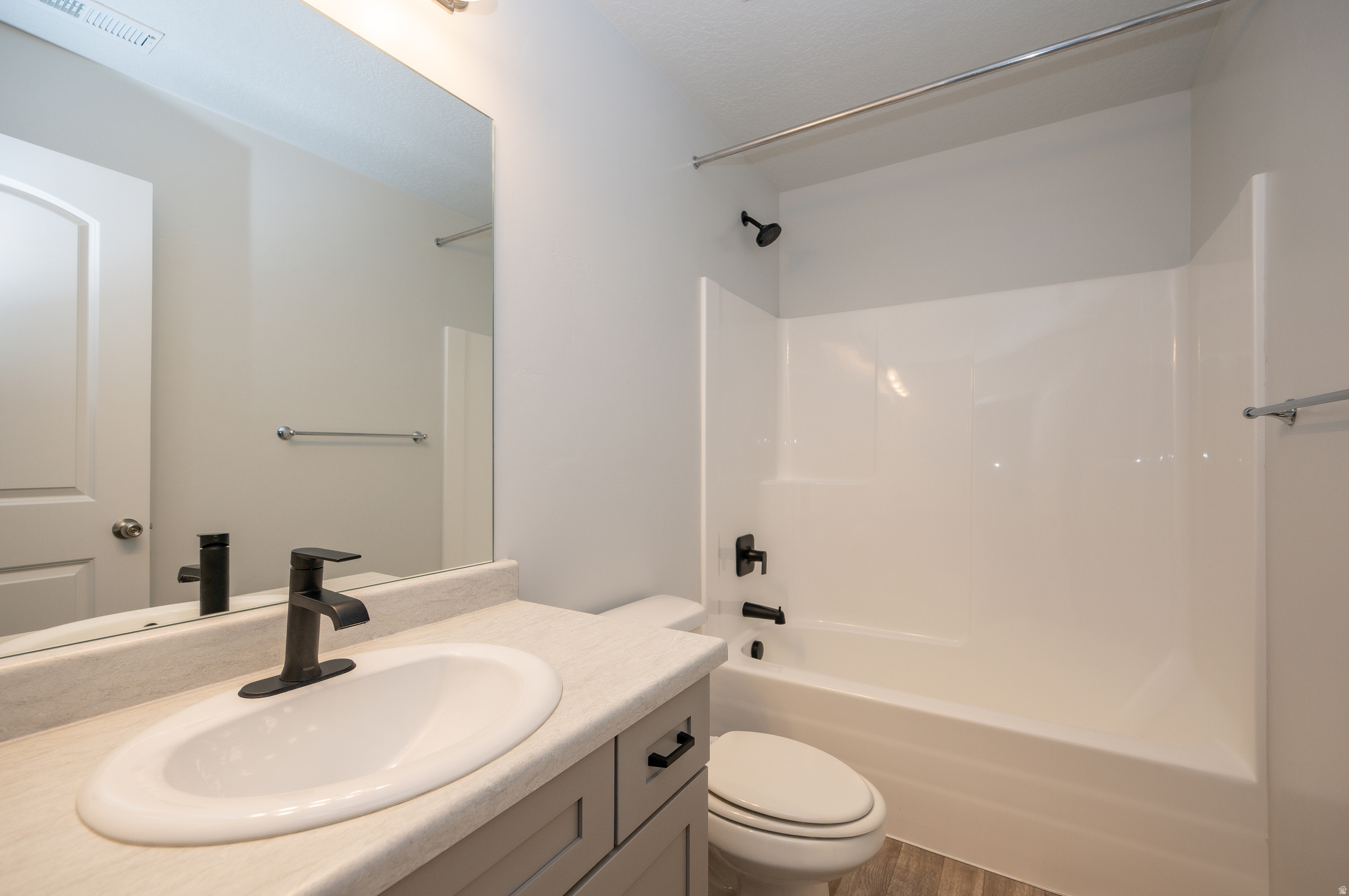 BRINGHURST STATION - Residential Lease
