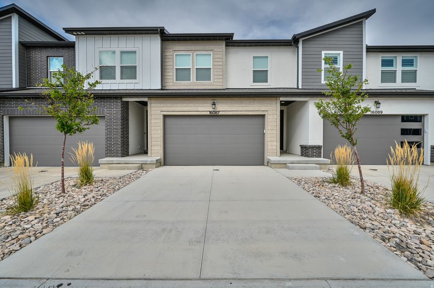 Mid-row townhome located in Bluffdale. Main level features tall ceilings, big windows that bring in the natural light, and a half bathroom. Kitchen features a large island with quartz countertops, stainless steel appliances, gas range, and dining room. 4 bedroom, 2 bath, laundry room, and linen closet on upper level. Washer and dryer are included. Fully finished walk-out basement with storage closet, full bathroom, and a large family room. The basement is being advertised as the 5th bedroom and can be used as either a family room area or an additional bedroom, but not both. Minutes away from Redwood road with easy access to Bangerter and i15. Washer and dryer are included. Tenants will be responsible to pay for gas, electricity, renters insurance, water, sewer, and trash. Pets are accepted on a case by case basis. If accepted, $75 per pet/monthly plus a $750 per pet deposit that is fully refundable. If desired, tenants are responsible for internet and cable. For additional requirements, please visit: https://actionteamutah.com/requirements-for-renters