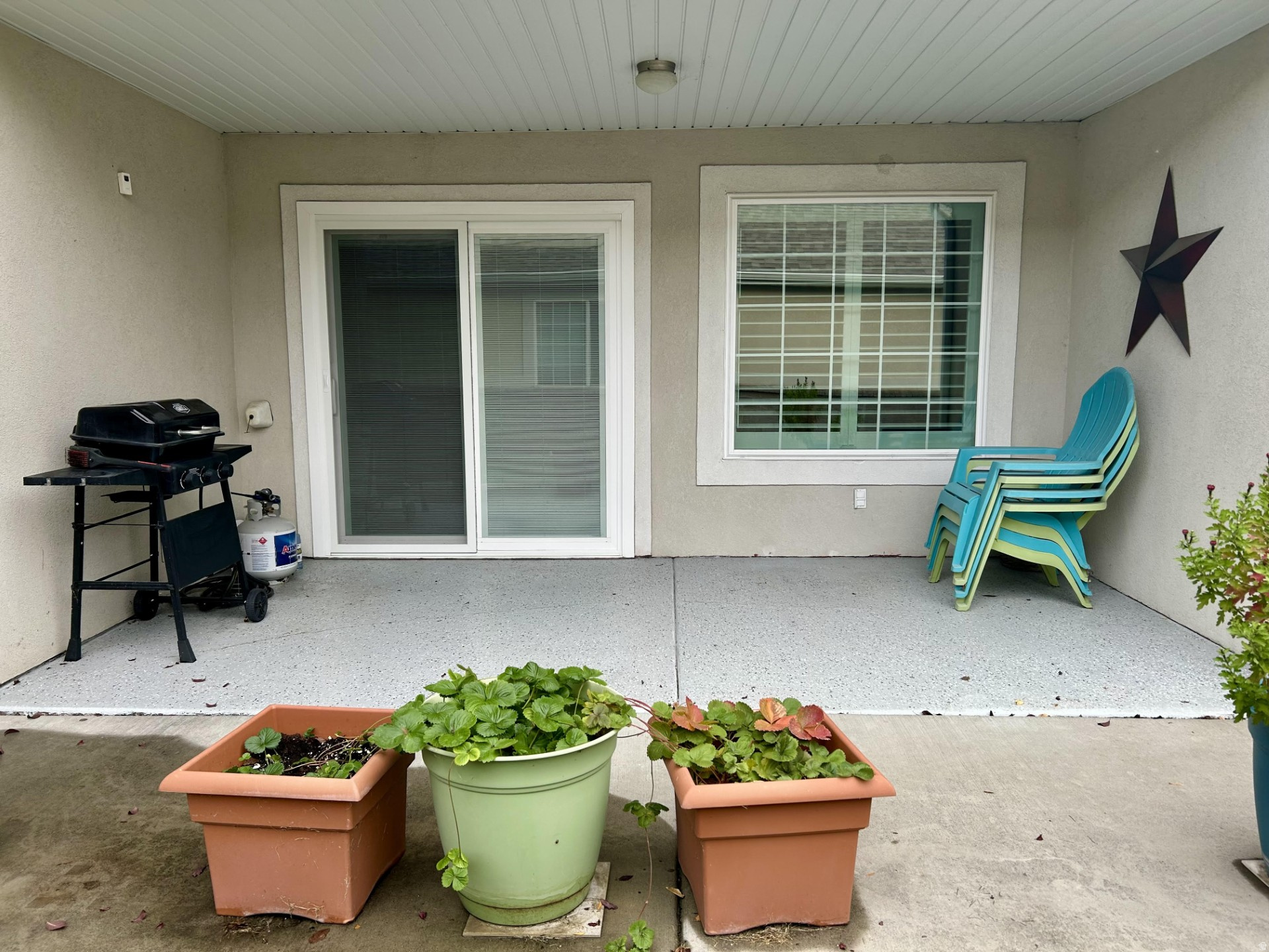 SUNSET COURT PHASE 1 - Residential Income