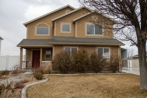 Photo of 74 S 1100 W, Springville, UT 84663 (MLS # 2141933)
