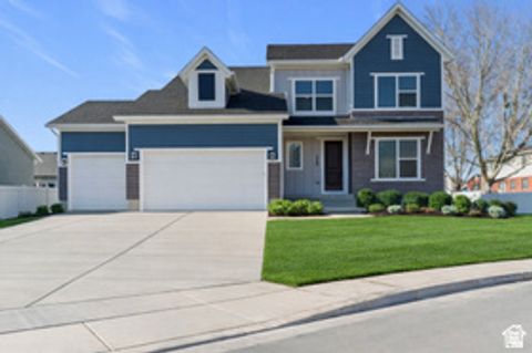 Photo of 1178 W MAHOGANY St, Saratoga Springs, UT 84045 (MLS # 2149730)