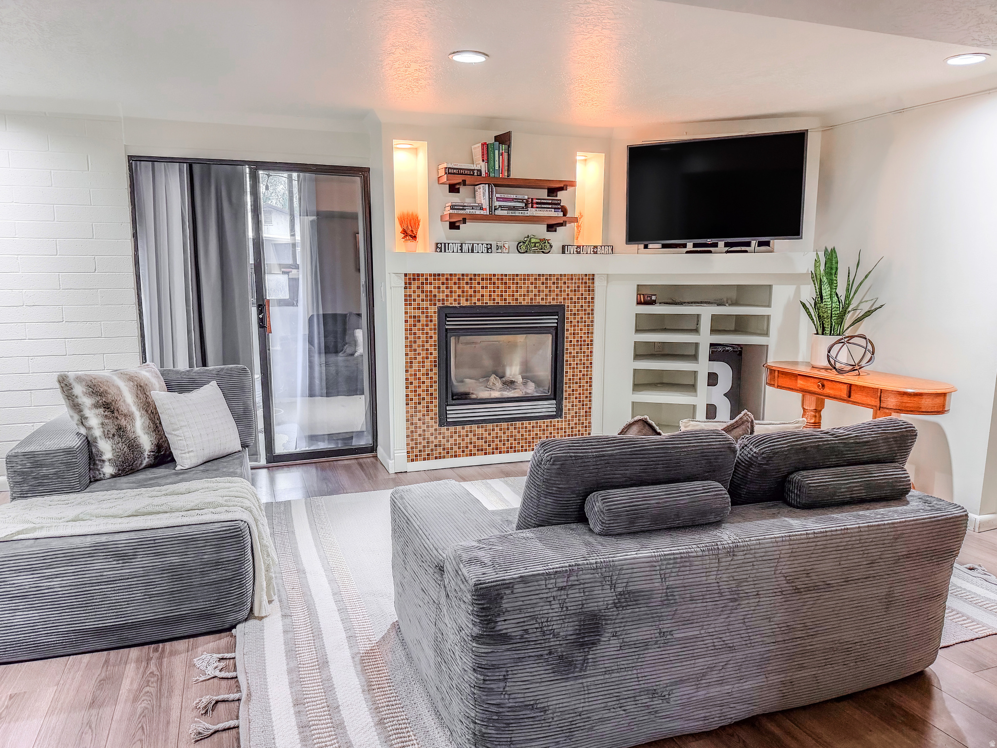 ROUESCHE # 2 - Residential