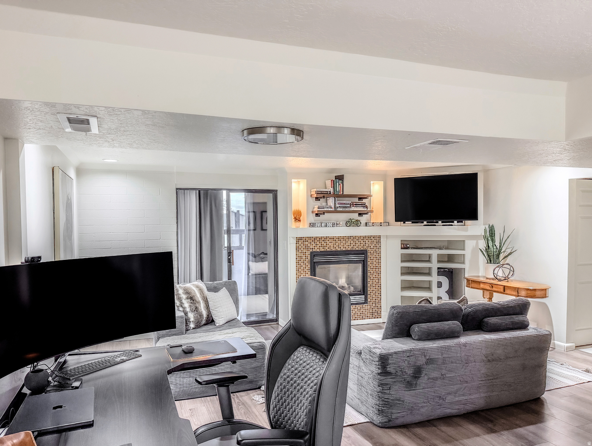 ROUESCHE # 2 - Residential