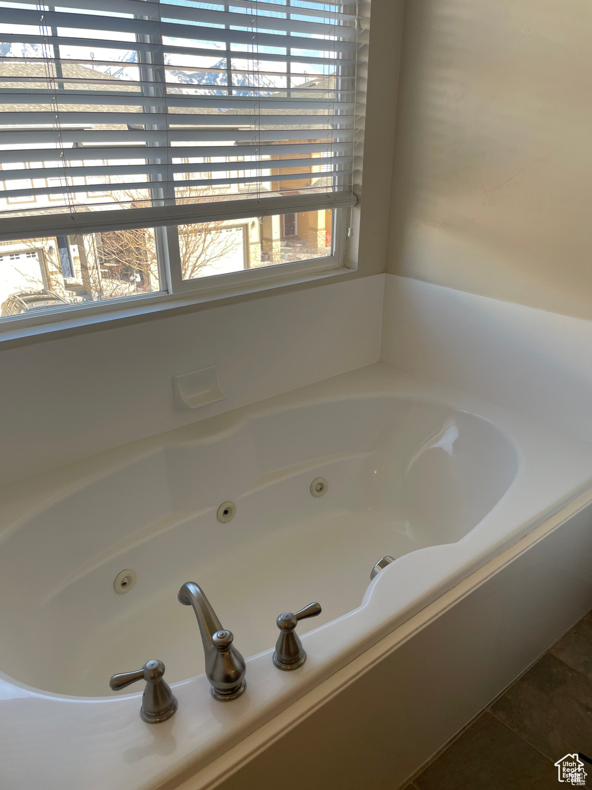 SUNCREST - Residential