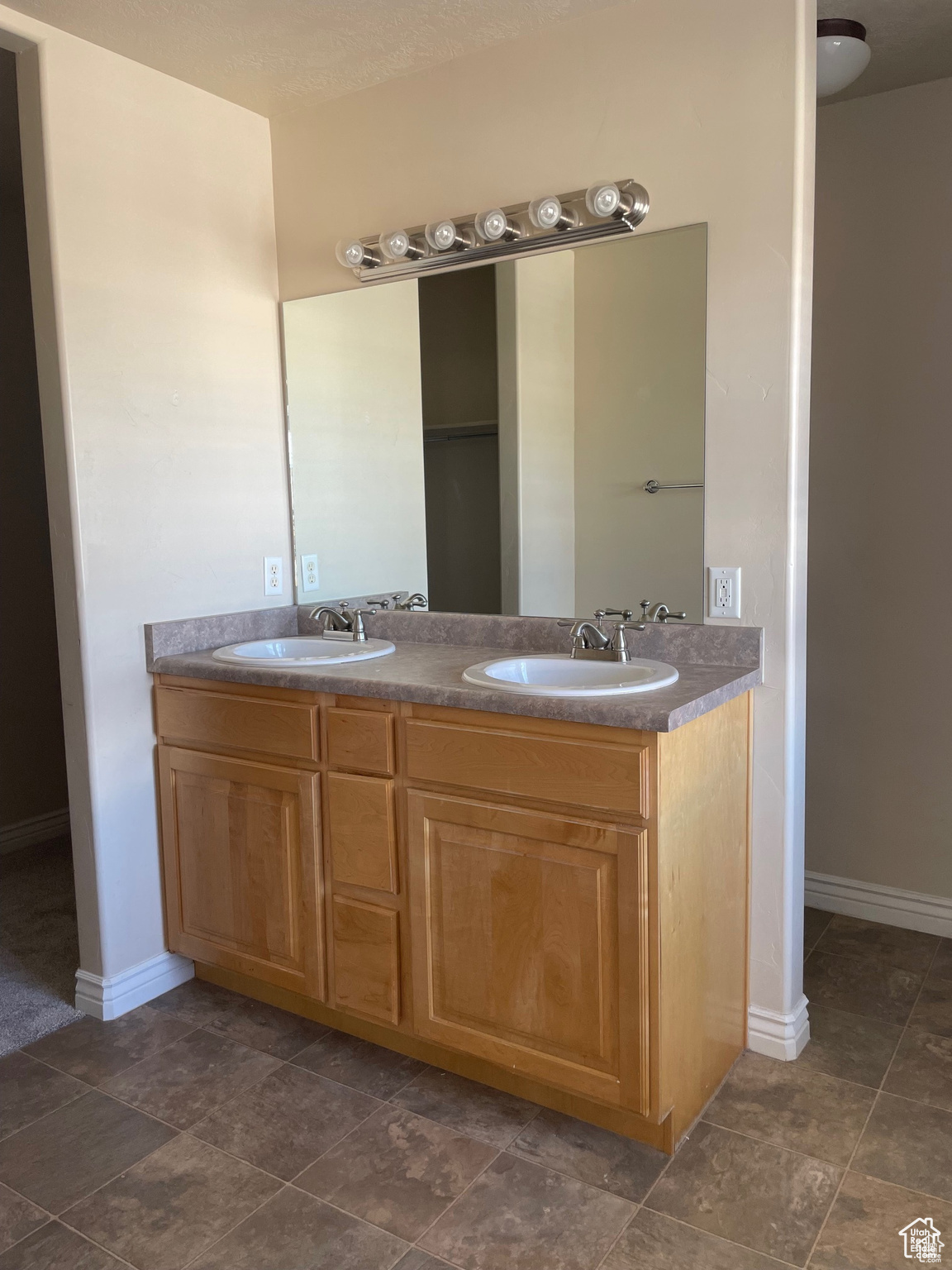 SUNCREST - Residential