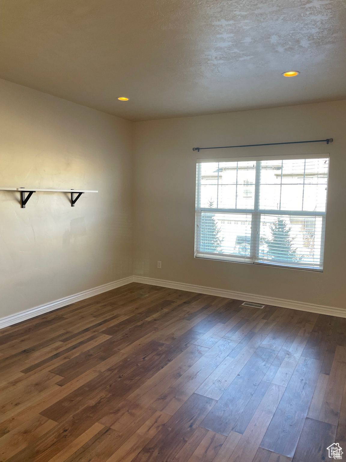 SUNCREST - Residential
