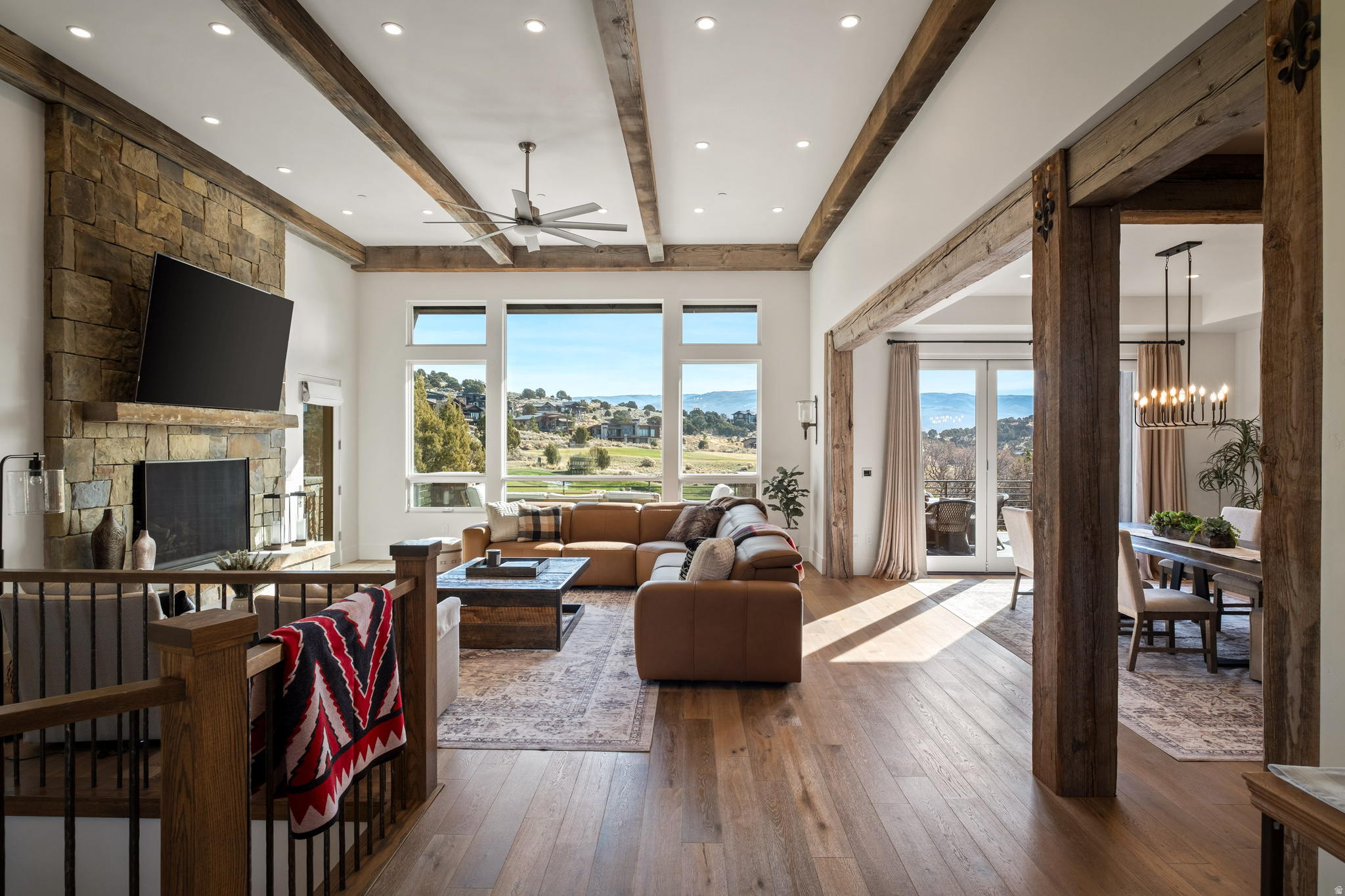 RED LEDGES - Residential