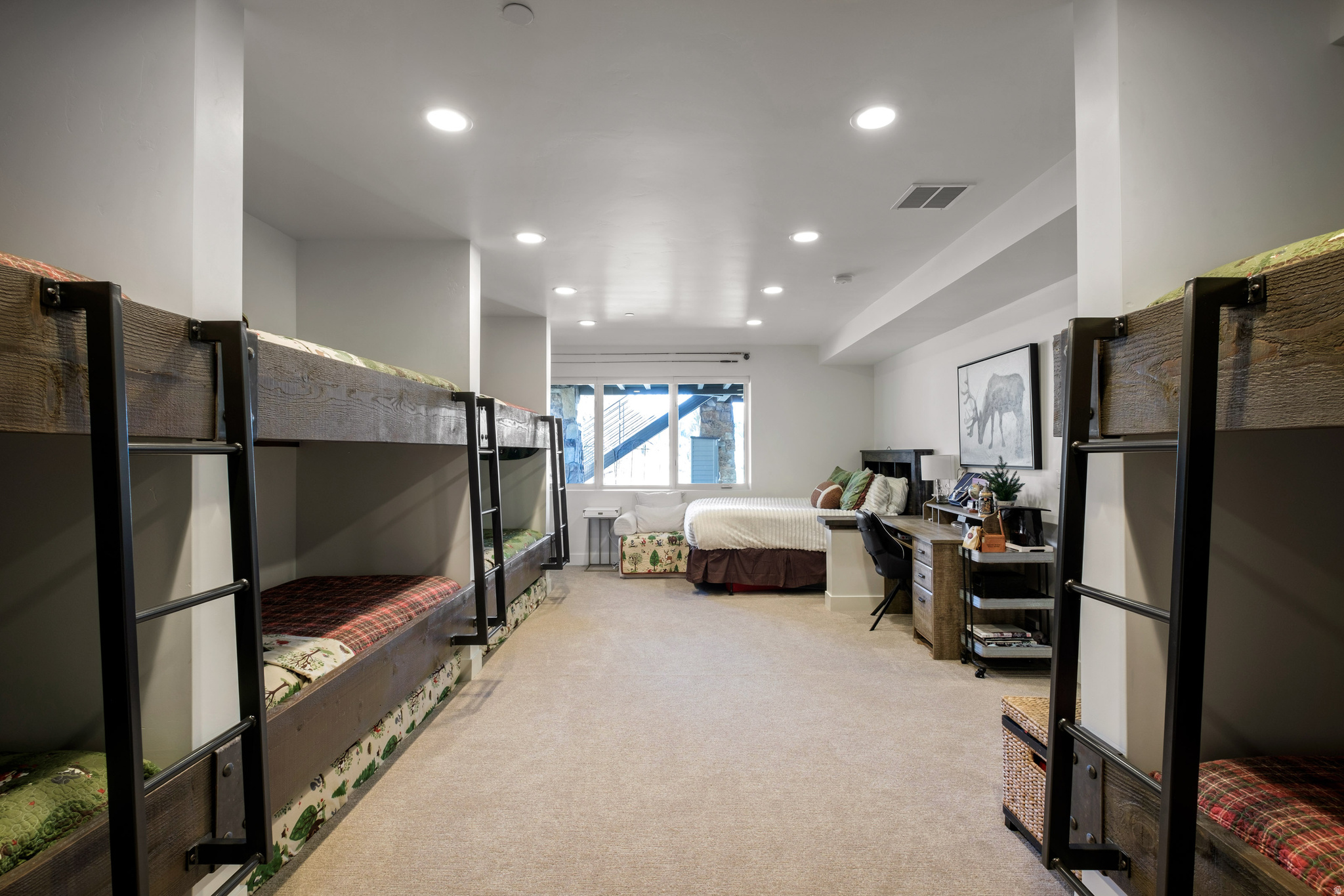 RED LEDGES - Residential