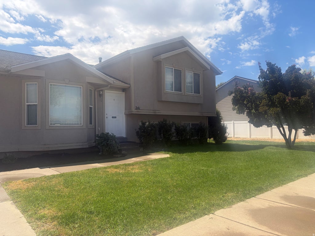 Photo of 241 W 1875 N, North Ogden, UT 84414 (MLS # 2180249)