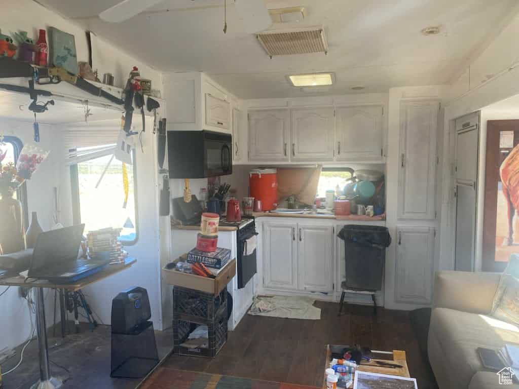 BUCKHORN MESA - Residential