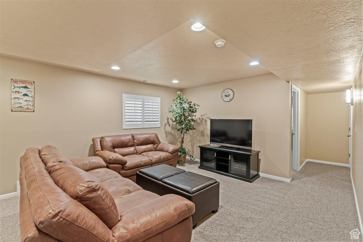 4546 W Copper Pot Ln, West Jordan, Utah image 32