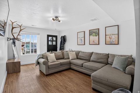 Tiny photo for 85 E LEGACY DR, Franklin, ID 83237 (MLS # 2169902)