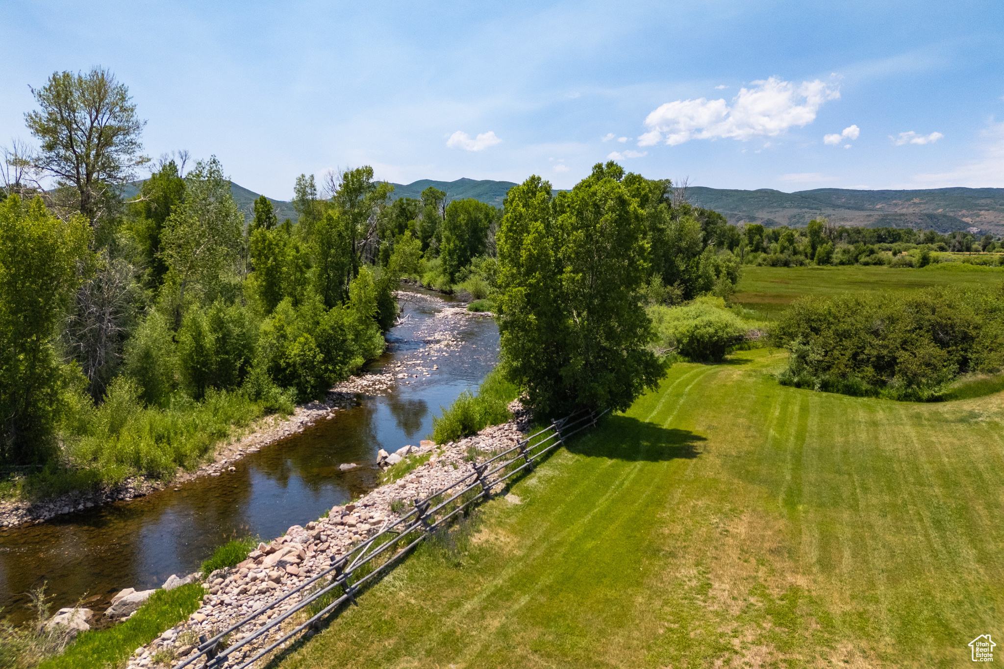OAKLEY TOWN - Residential