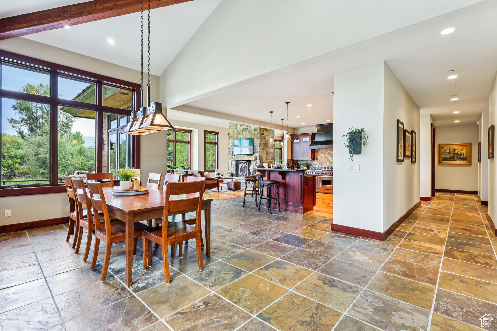 OAKLEY TOWN - Residential