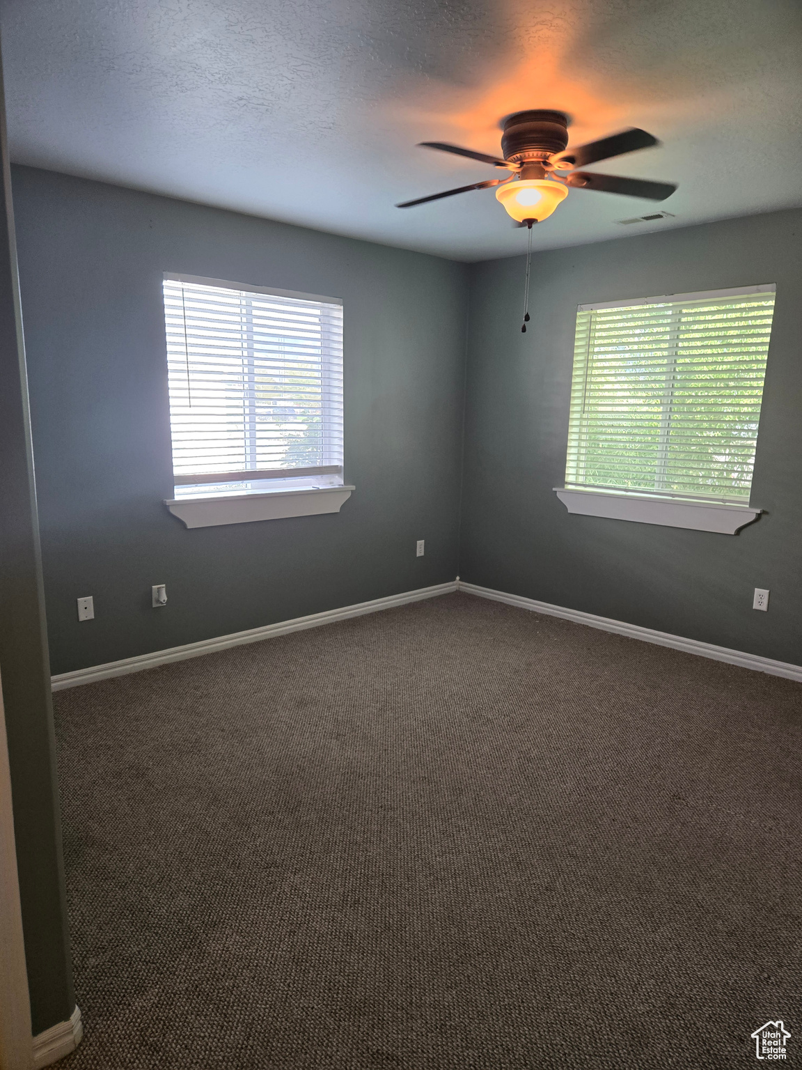 COUNTRY MEADOW - Residential