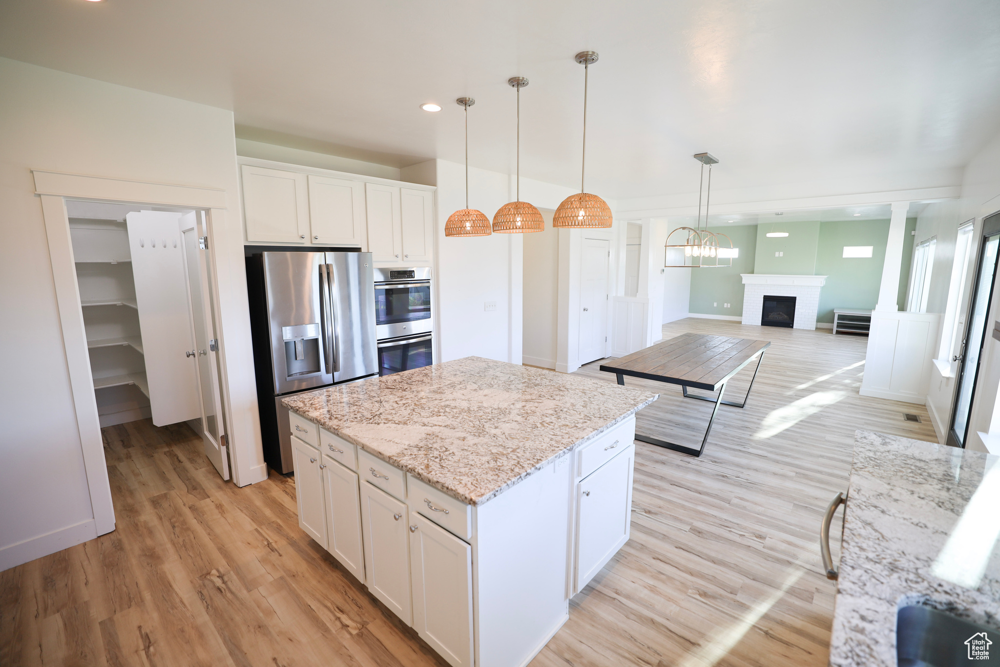 EVERGREEN FARMS - Residential