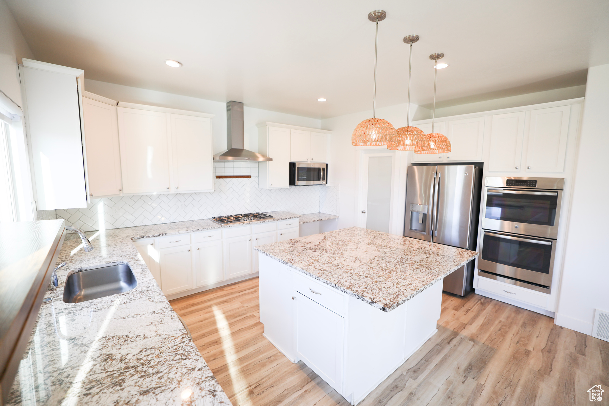 EVERGREEN FARMS - Residential