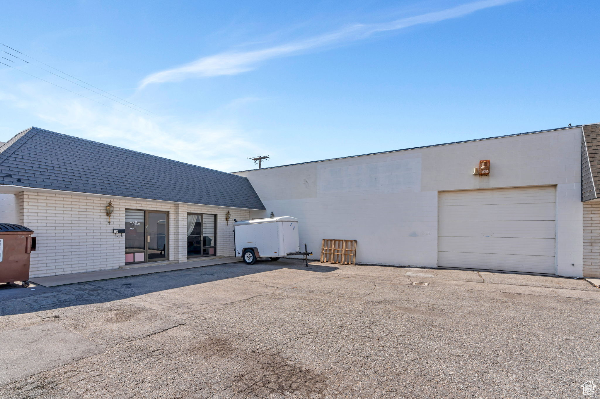 PARK - Commercial Sale