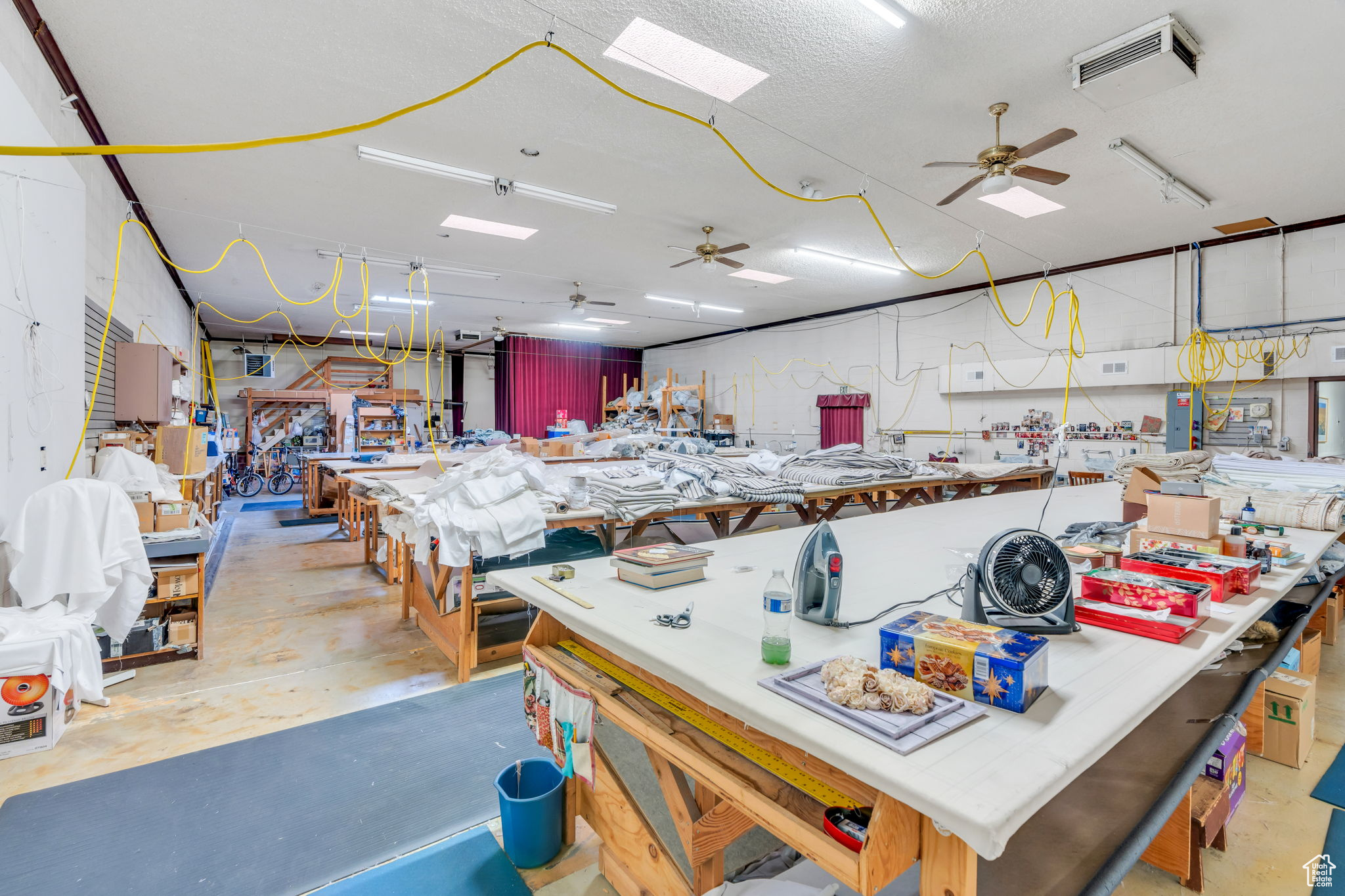 PARK - Commercial Sale