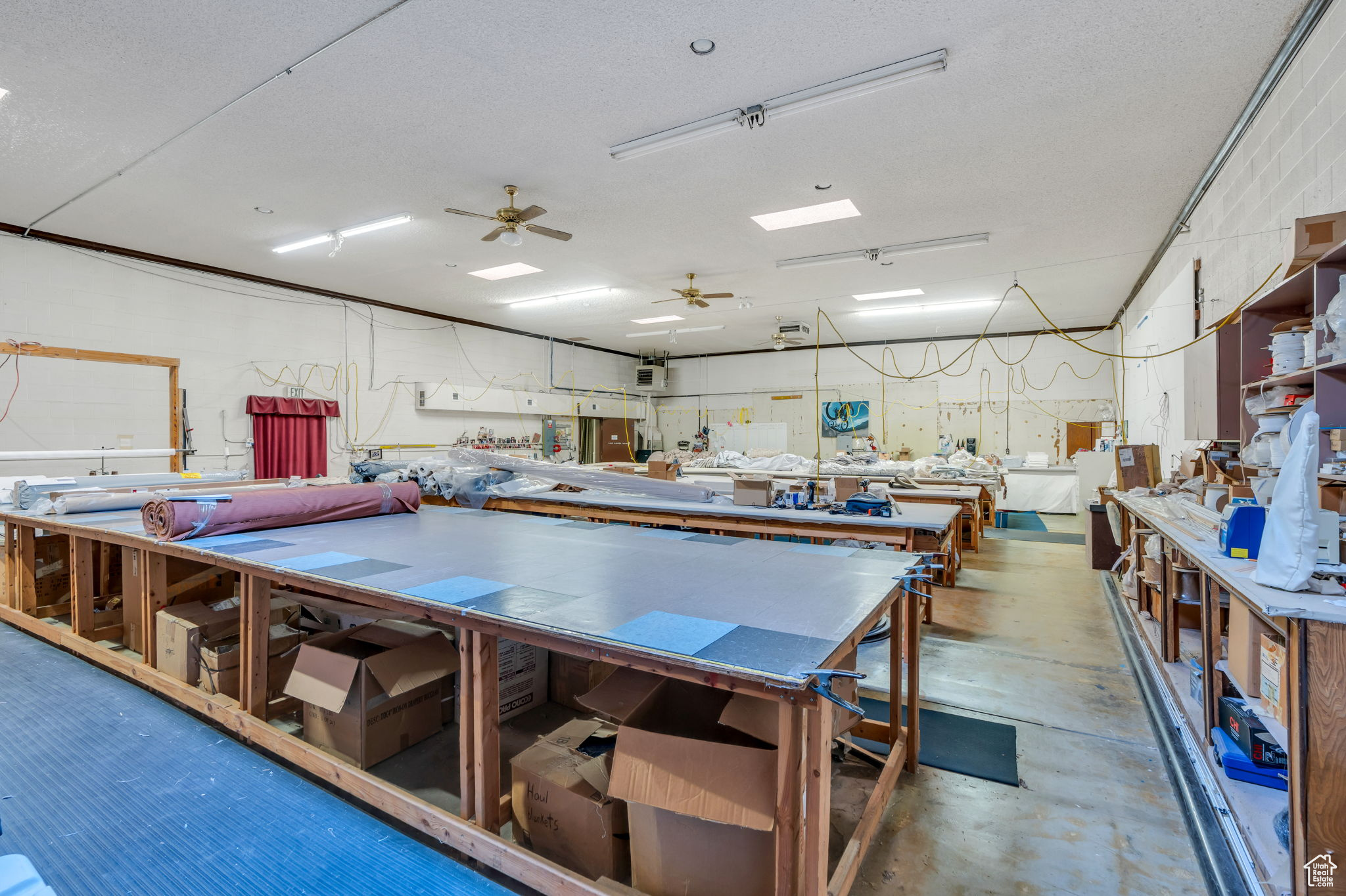 PARK - Commercial Sale