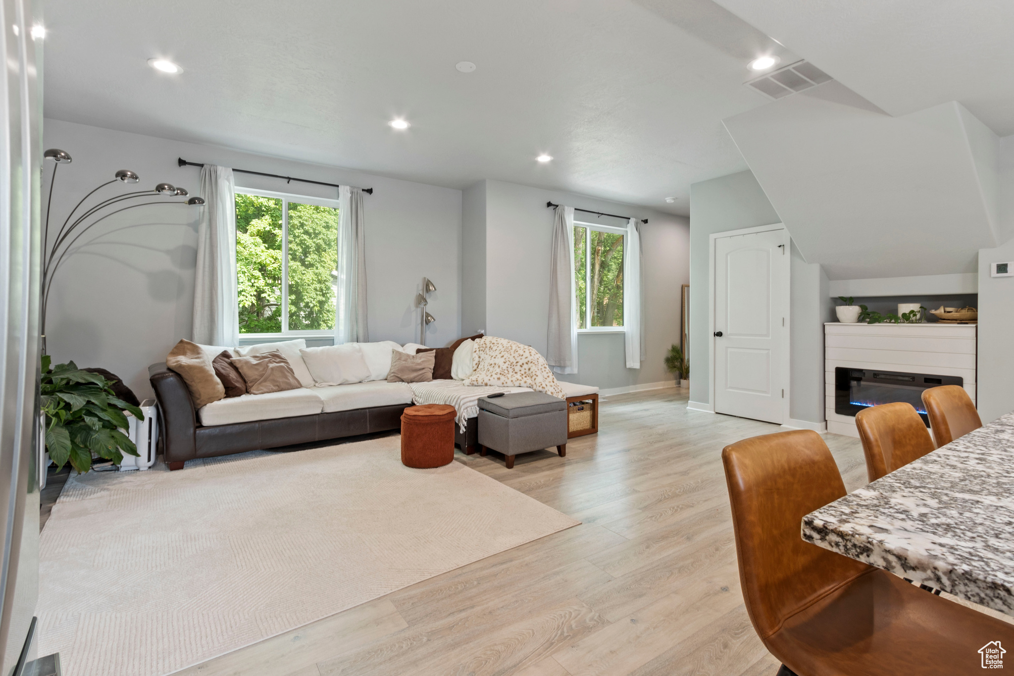 LINCOLN TOWNHOMES - Residential