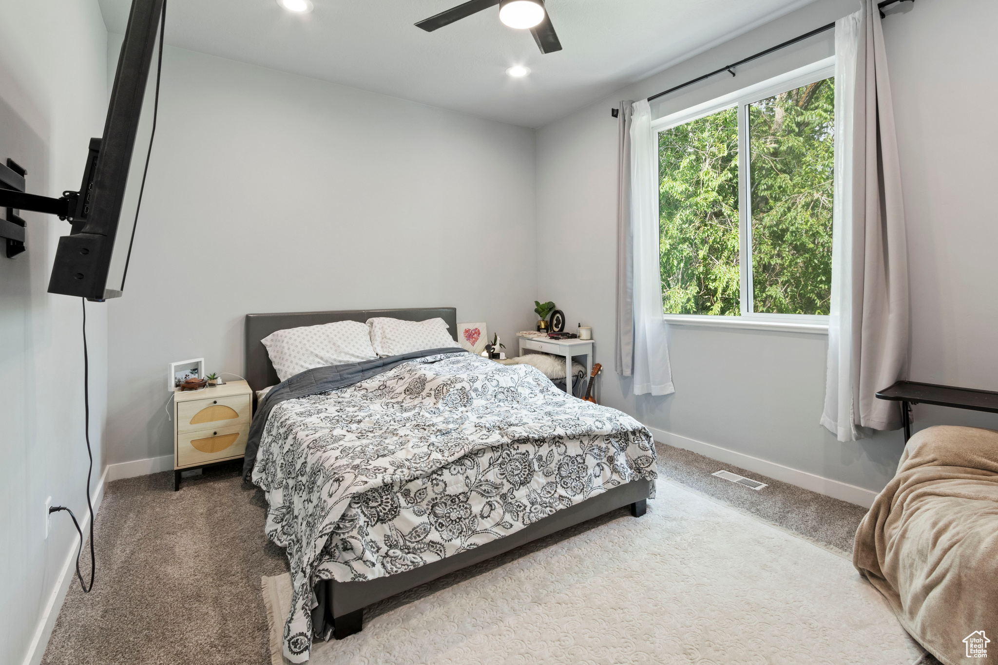 LINCOLN TOWNHOMES - Residential