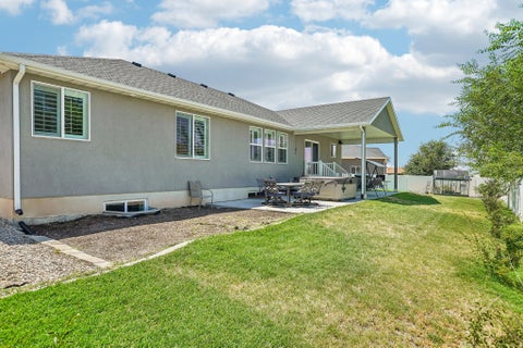 Tiny photo for 1438 W 2535 N, Clinton, UT 84015 (MLS # 2176835)