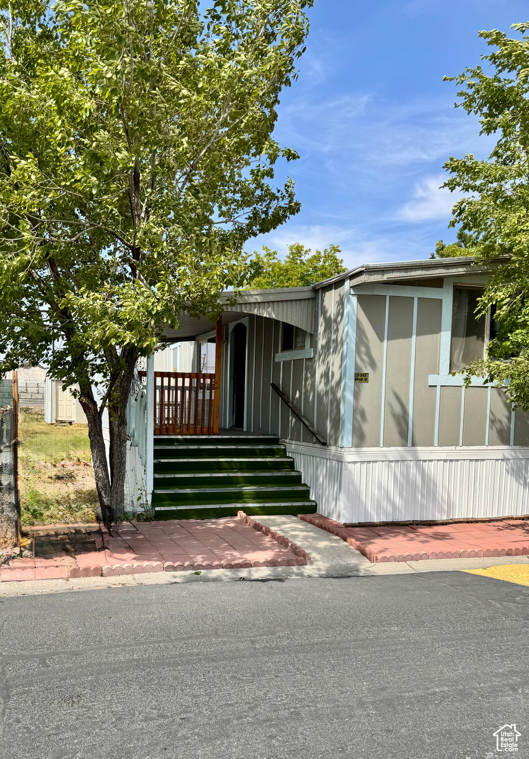 MOUNTAIN VIEW - Residential