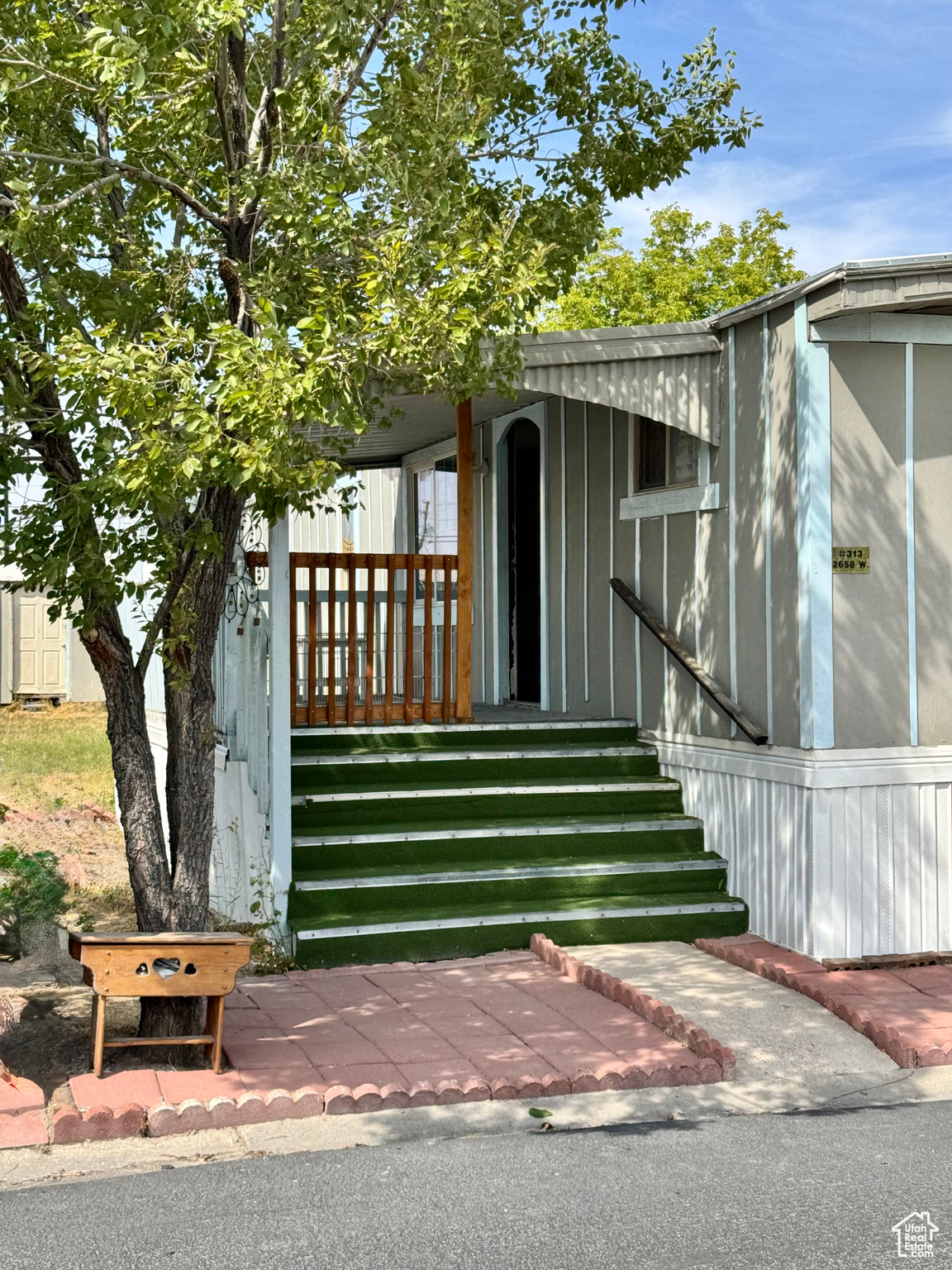 MOUNTAIN VIEW - Residential
